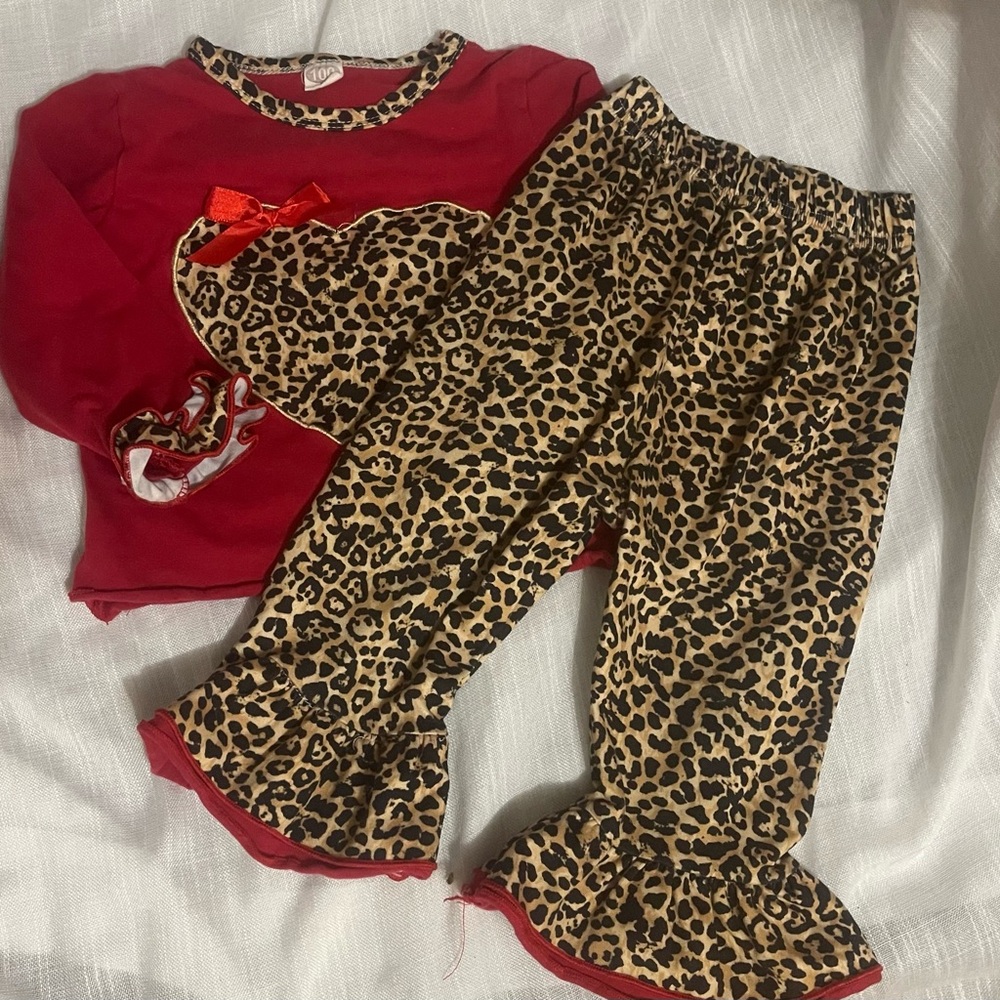 Girls Red Leopard-Print Heart  Set with Ruffle Trim